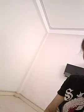 Queenie9z online show from July 19, 12:51 pm