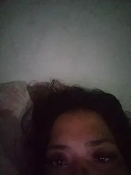 Maddy lu  online show from August 1, 3:19 am