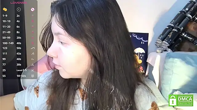 WhitneySimon online show from August 1, 4:58 am