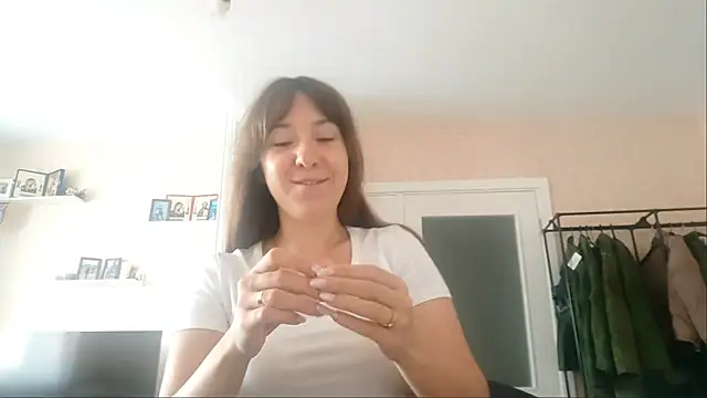 ClaudineDorgan online show from July 30, 6:03 am