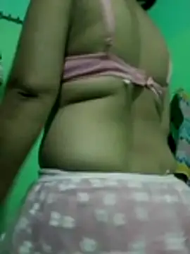 hot tanisha 143 online show from August 9, 6:00 pm