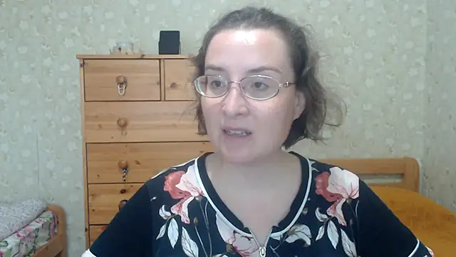 Snapshot of Smart_Rose chatting on September 9, 1:22 pm Smart Rose online show from September 9, 1:22 pm
