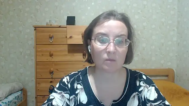 Snapshot of Smart_Rose chatting on September 13, 9:34 pm Smart Rose online show from September 13, 9:34 pm