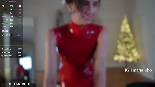 LAUREL HAZEL online show from December 14, 8:03 pm