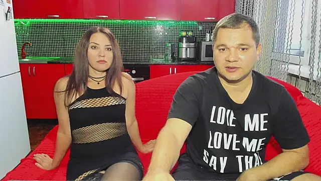 sladkayapara2019 online show from July 15, 5:34 am
