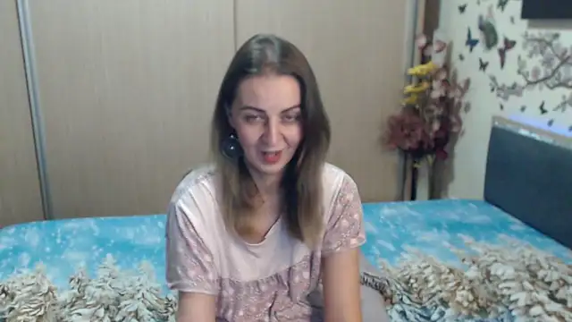 MirabelaSweet online show from February 5, 8:28 am