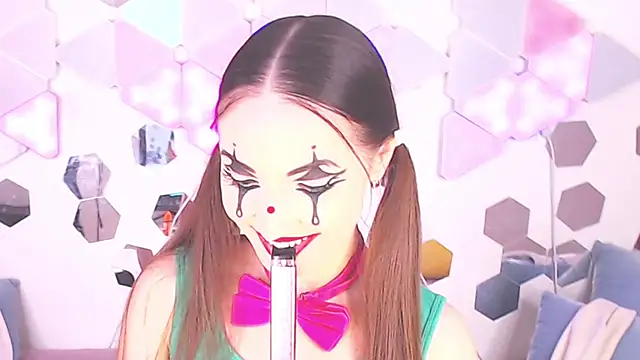 LexiKiss online show from December 3, 10:56 pm