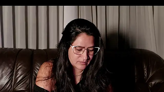 DeesseLuxure online show from August 1, 3:52 am