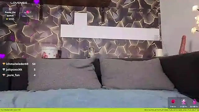 Alessy1 online show from September 30, 1:00 am