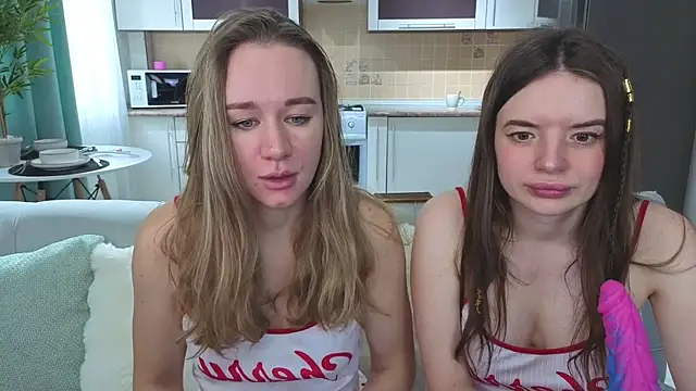 margolisa online show from December 22, 6:38 am