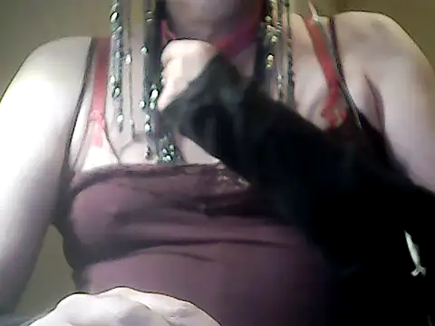 sissy sarah69 online show from October 5, 3:17 pm