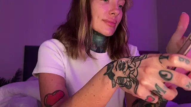 airgeadx online show from January 11, 1:21 am