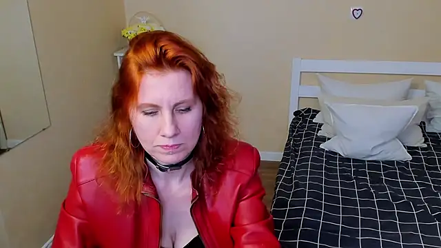 FoxySophia online show from November 22, 4:04 am