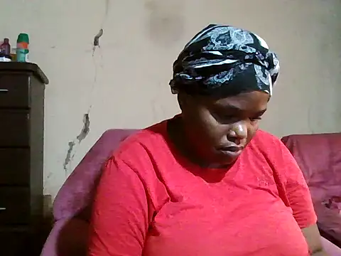 sexybigboobz online show from December 14, 6:30 am