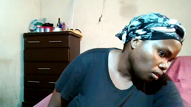 sexybigboobz online show from November 26, 6:47 am