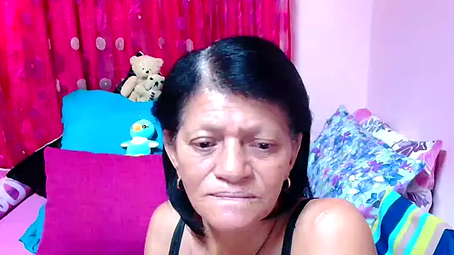 SLUTTYROXY online show from September 17, 6:22 am