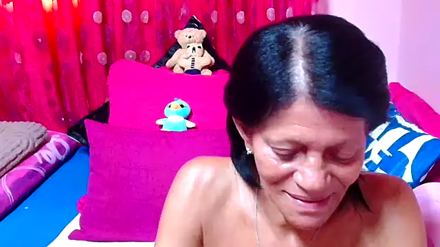 SLUTTYROXY online show from September 15, 5:16 am