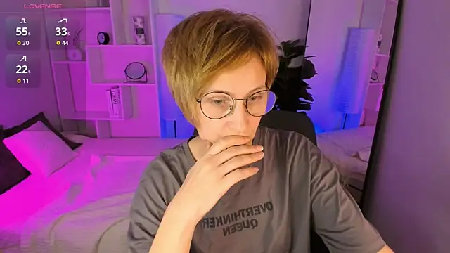 Paris Cherry online show from April 7, 5:59 pm