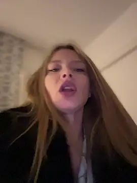 AnastasiaAniess online show from February 4, 7:06 pm