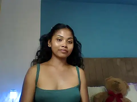 naya86 online show from December 5, 1:12 pm