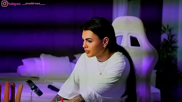 perfectt33n online show from October 13, 2:09 pm