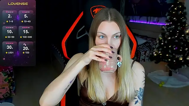 BiMolly online show from January 11, 5:29 pm