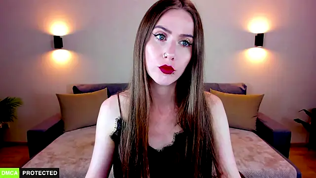 TheWoman   online show from September 18, 7:12 pm