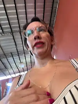 Gatitacarlita online show from March 12, 11:46 am