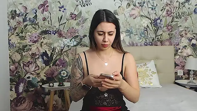 RoseDiamond06 online show from January 16, 4:47 pm