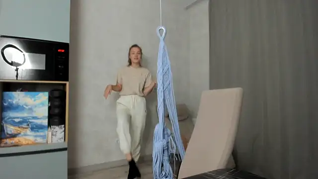 why again me online show from November 30, 7:51 pm