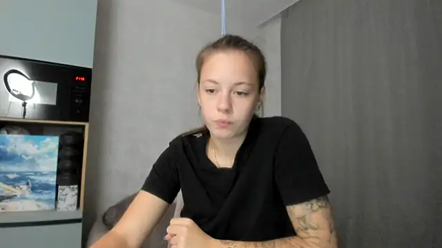 why again me online show from September 30, 6:46 pm