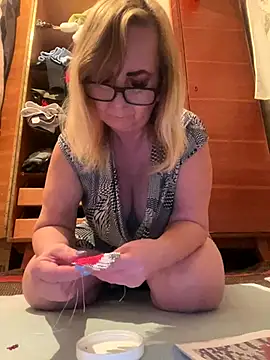 Irina2909xh online show from December 14, 8:03 pm