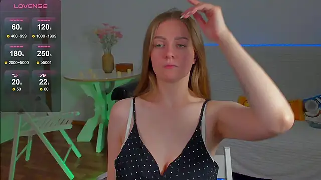 SweetMilkis online show from June 22, 9:06 am