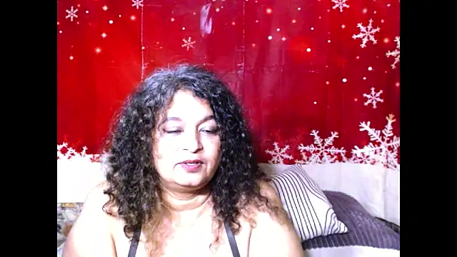 indianstar75 online show from December 13, 8:15 pm