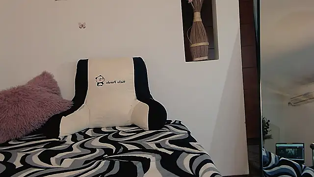 elacoquette online show from September 27, 11:06 am