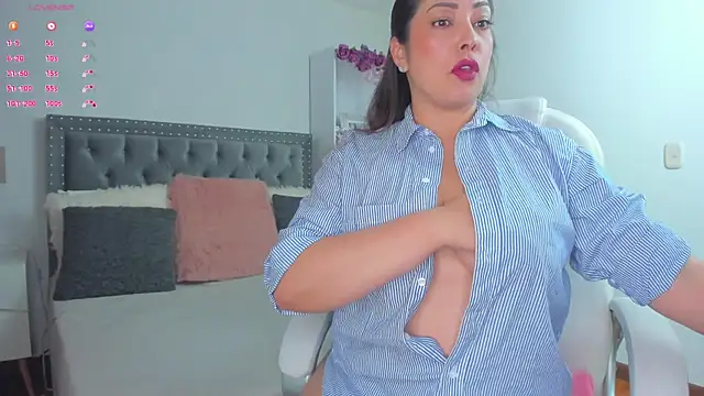 Kyllie B online show from January 8, 3:10 am