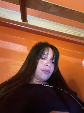 kiarafonseca  online show from February 8, 12:58 am