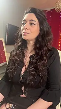 Curvy bigtitts online show from March 14, 4:24 am