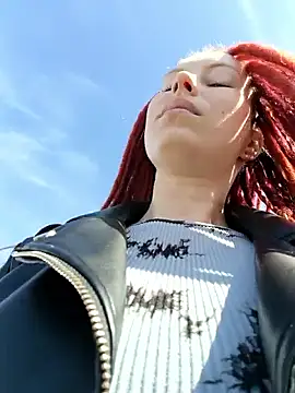 Frost foxy online show from September 12, 3:40 am