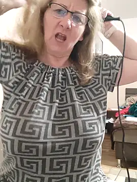 Elza01 online show from March 20, 7:19 pm