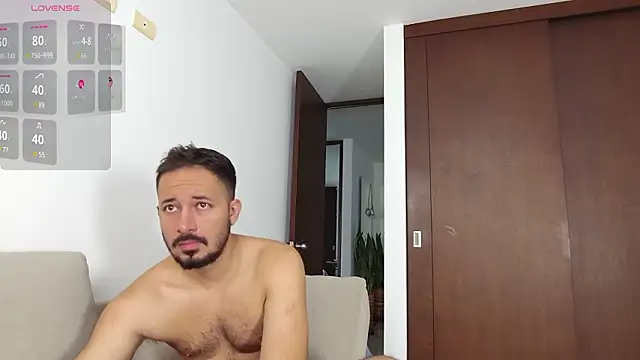 maxdoggy1 online show from March 27, 5:13 pm