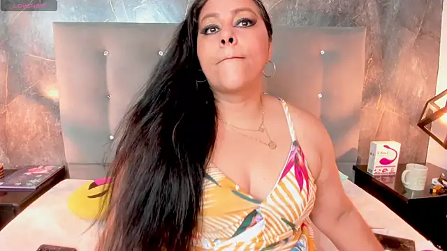 SexxyPamela online show from March 16, 7:29 pm