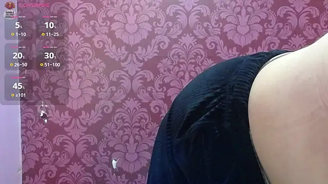 juliana diaz online show from April 6, 11:22 am