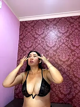 juliana diaz online show from October 11, 11:36 am