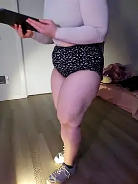 DamelynDaisy online show from October 10, 11:15 am