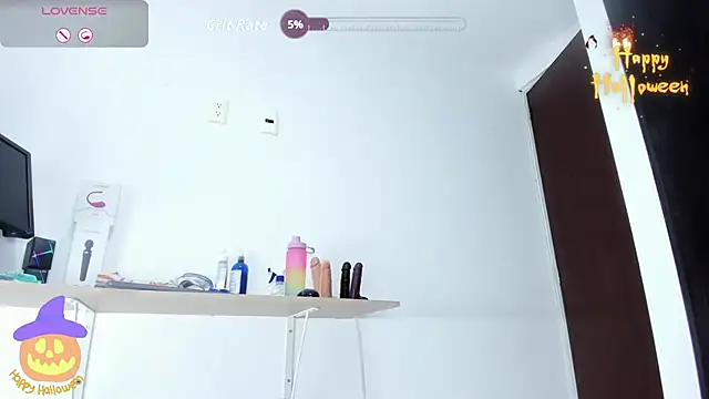 ElikoLanny  online show from October 10, 7:35 am