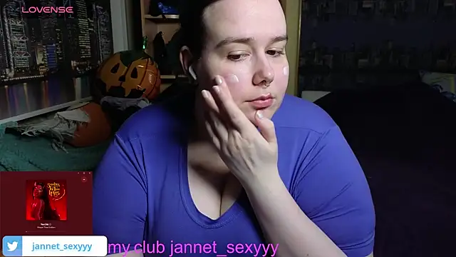 JannetPie online show from November 21, 2:46 am