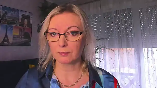 vanessa chat online show from February 10, 2:31 pm