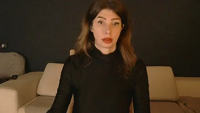 WhiteQueen888 online show from December 18, 10:03 pm