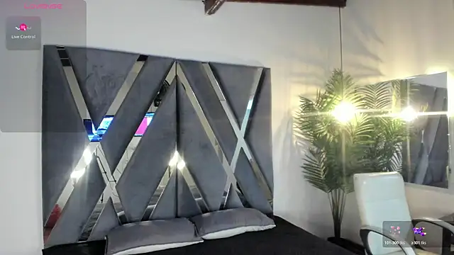 alessandra wells online show from February 16, 10:59 am